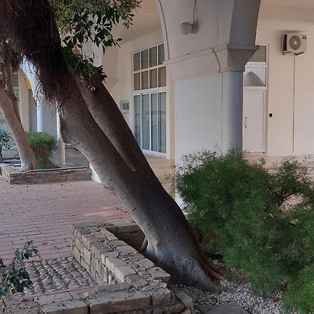 Eleantre Holiday Apartments Pafos Exterior foto